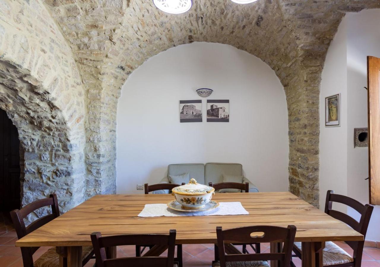 Agriturismo Torre Gialluise Gesualdo Kültér fotó