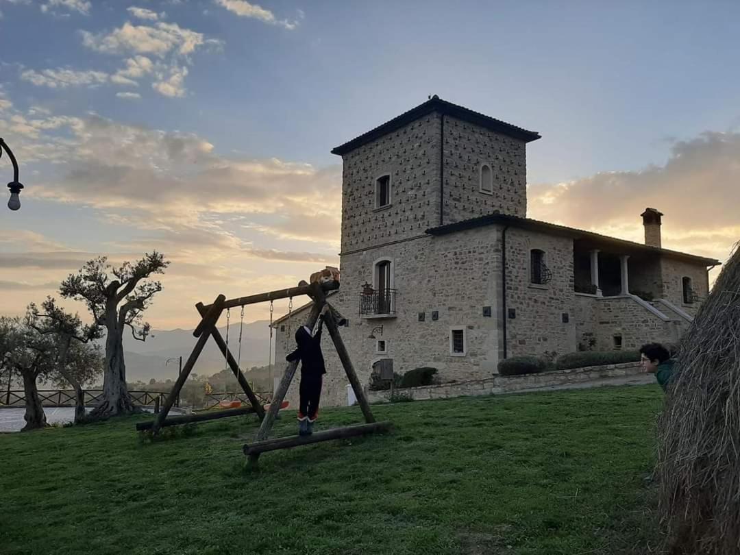 Agriturismo Torre Gialluise Gesualdo Kültér fotó