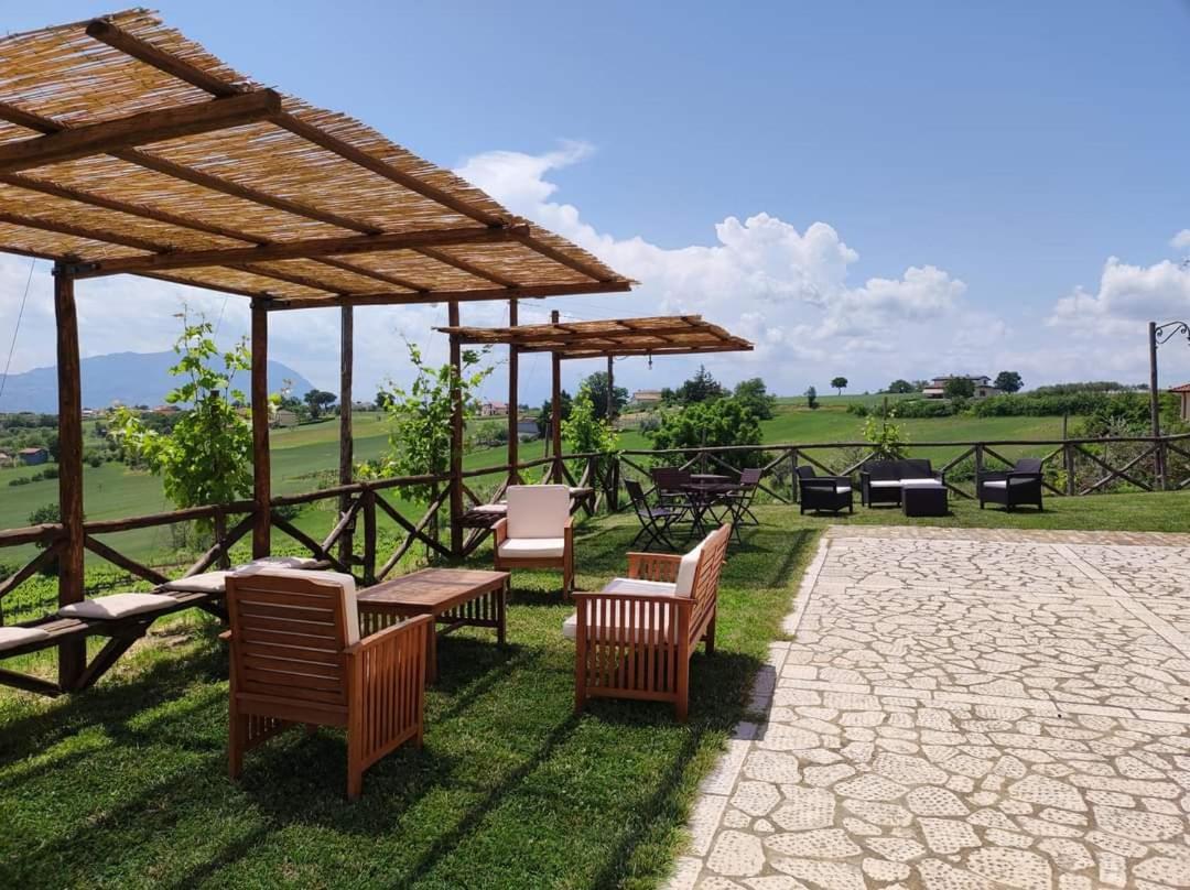 Agriturismo Torre Gialluise Gesualdo Kültér fotó